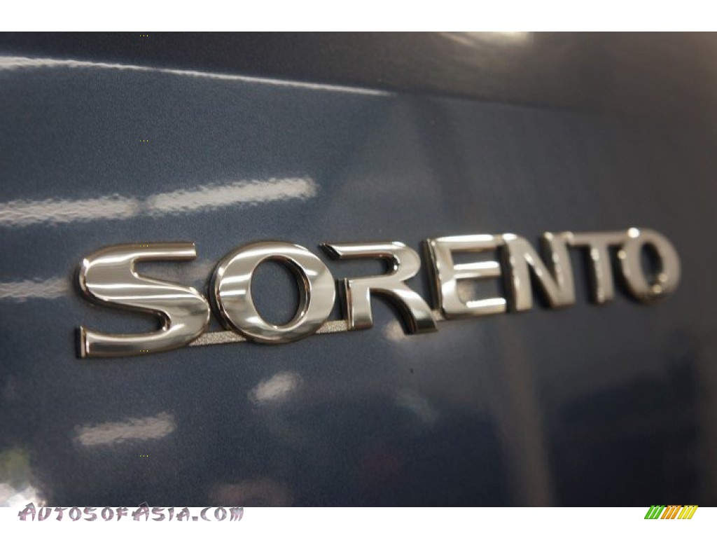 2005 Sorento LX 4WD - Spark Blue Metallic / Gray photo #79