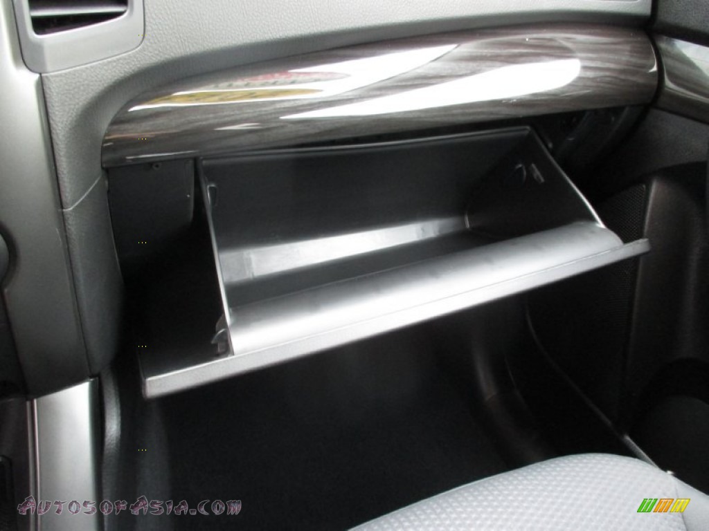 2013 Sorento LX AWD - Bright Silver / Black photo #31