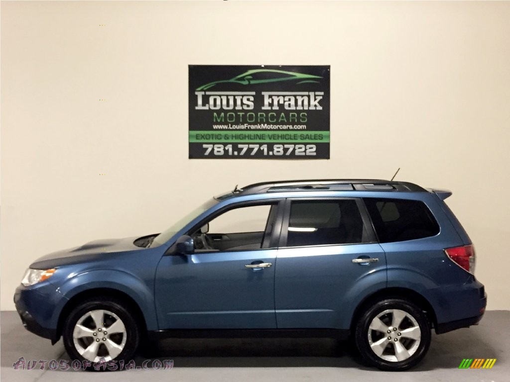2009 Forester 2.5 XT Limited - Newport Blue Pearl / Platinum photo #1