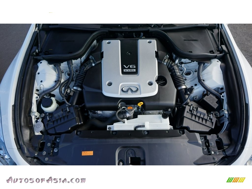 2013 G 37 x AWD Coupe - Moonlight White / Graphite photo #48