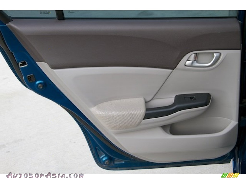 2012 Civic LX Sedan - Dyno Blue Pearl / Gray photo #20
