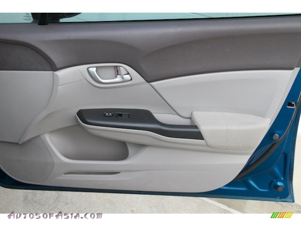 2012 Civic LX Sedan - Dyno Blue Pearl / Gray photo #22
