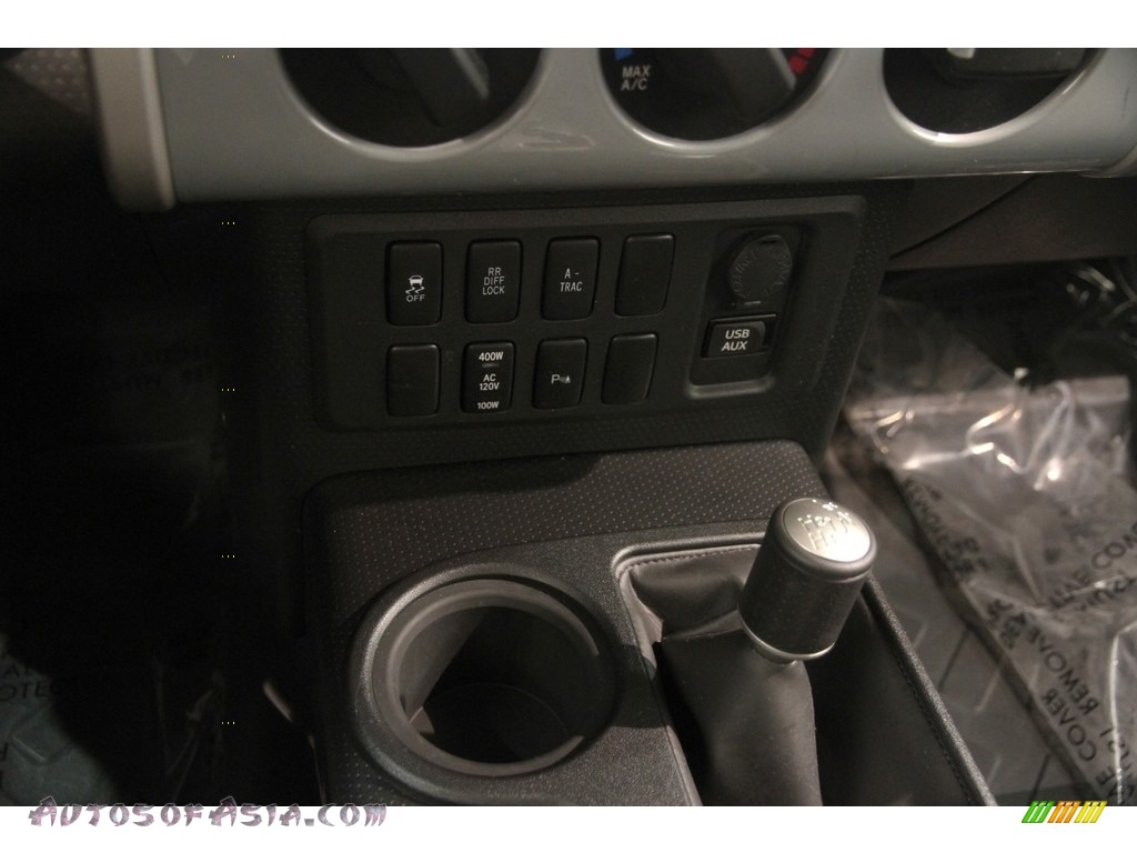 2014 FJ Cruiser 4WD - Cement Gray / Dark Charcoal photo #13
