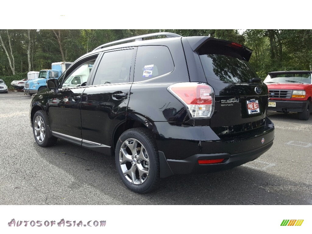 2017 Forester 2.5i Touring - Crystal Black Silica / Saddle Brown photo #4