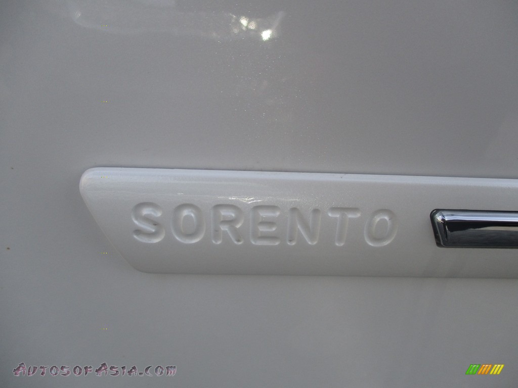 2014 Sorento LX AWD - Snow White Pearl / Beige photo #30
