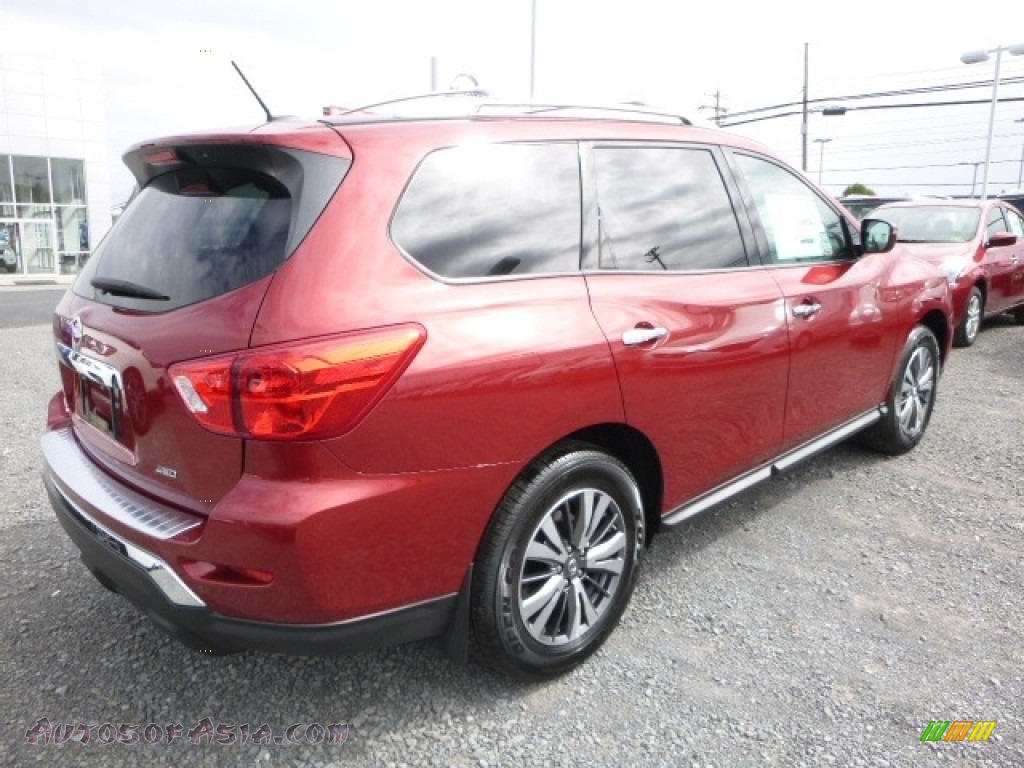 2017 Pathfinder S 4x4 - Cayenne Red / Charcoal photo #7