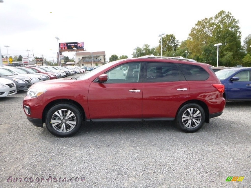 2017 Pathfinder S 4x4 - Cayenne Red / Charcoal photo #10