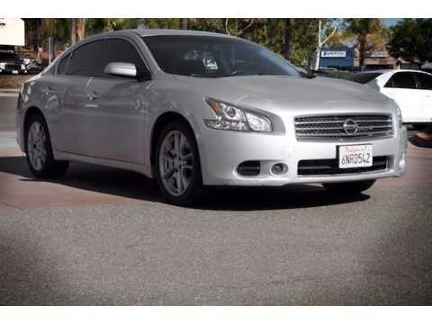 Radiant Silver 2010 Nissan Maxima 3.5 S