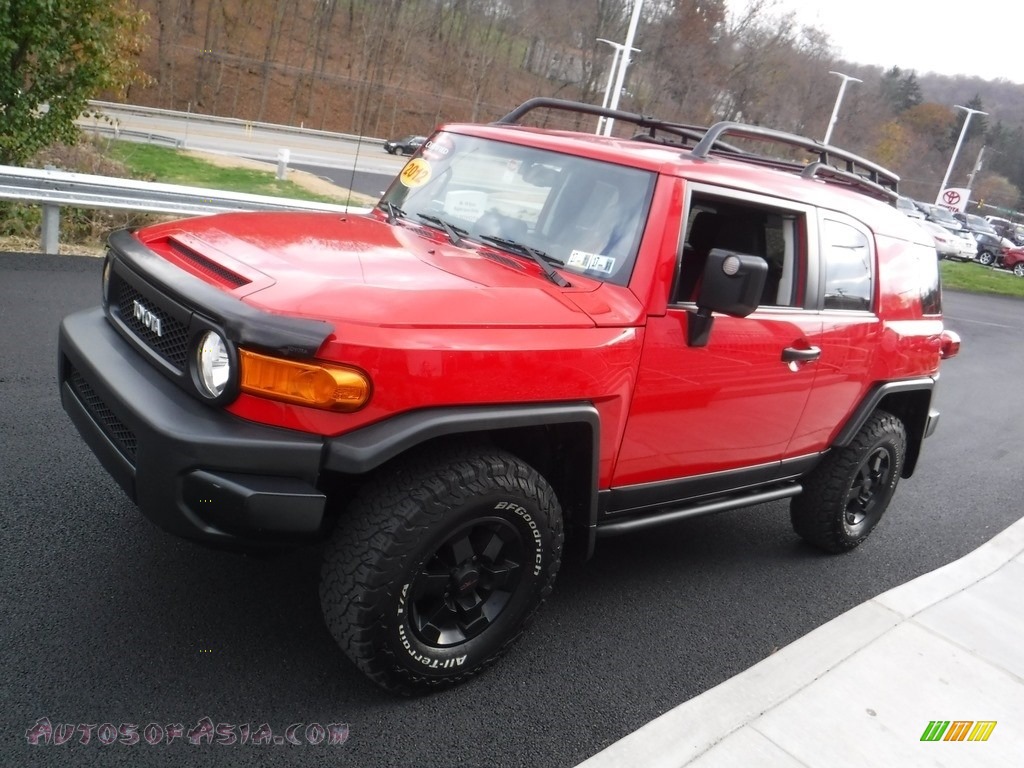 2012 FJ Cruiser Trail Teams Special Edition 4WD - Radiant Red / Dark Charcoal/Red photo #5
