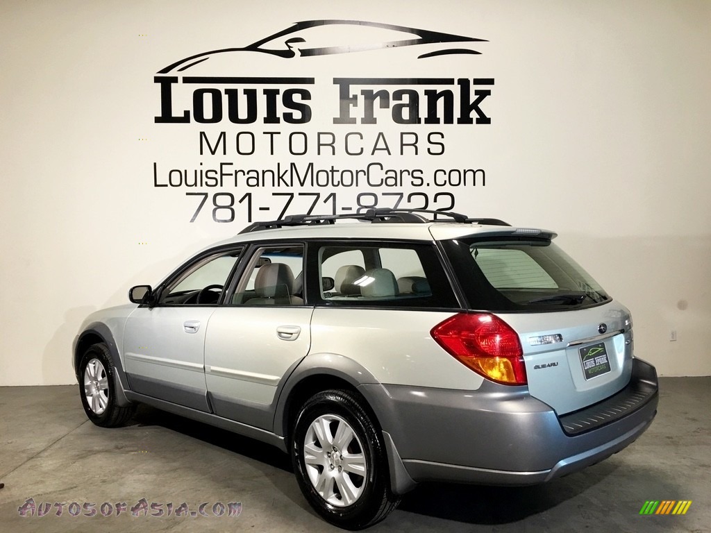 2005 Outback 2.5i Limited Wagon - Champagne Gold Opal / Taupe photo #16