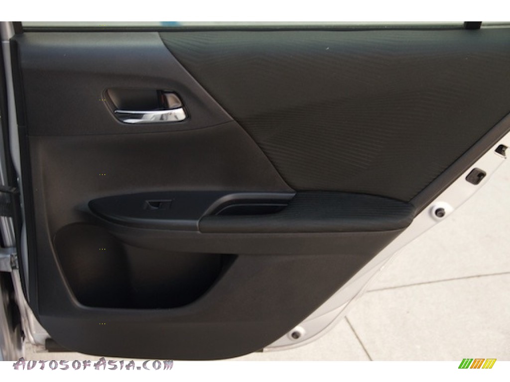 2014 Accord LX Sedan - Alabaster Silver Metallic / Black photo #23