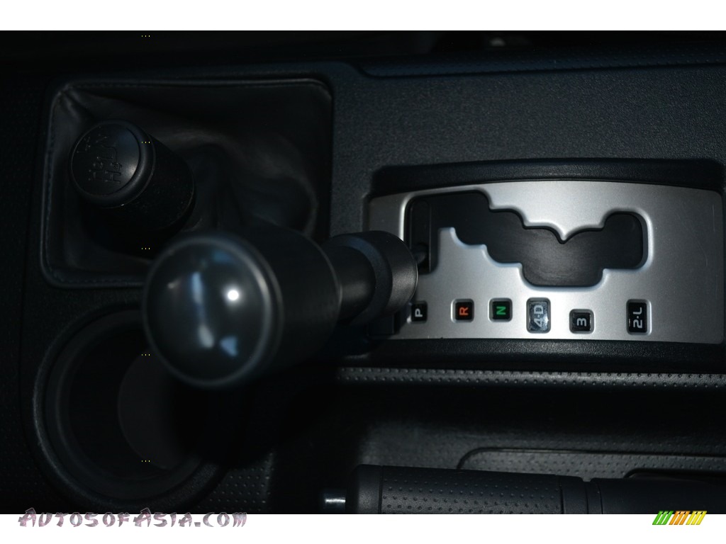 2013 FJ Cruiser 4WD - Black / Dark Charcoal photo #19