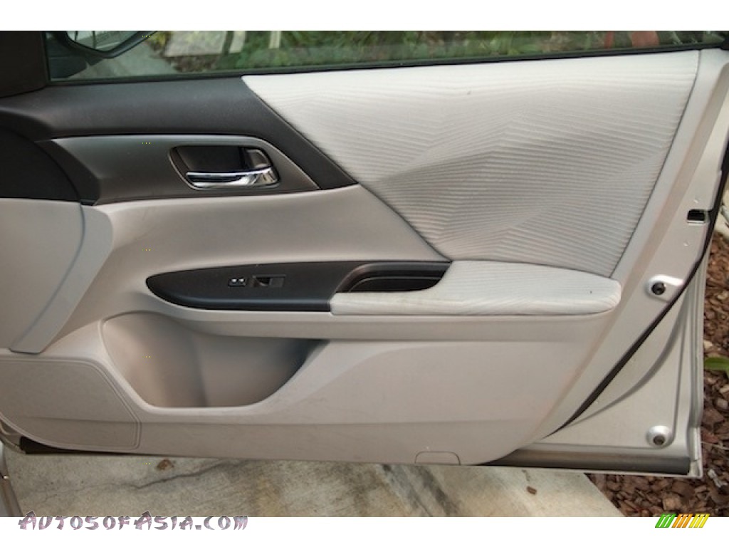 2014 Accord LX Sedan - Alabaster Silver Metallic / Gray photo #24