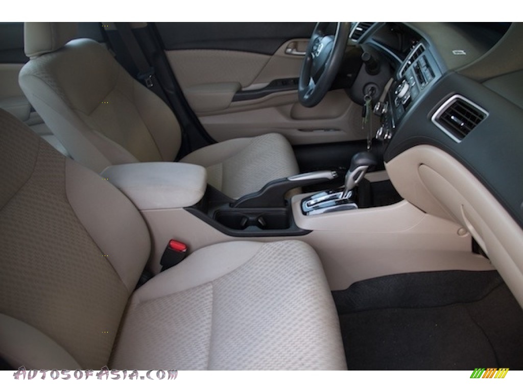 2014 Civic LX Sedan - Taffeta White / Beige photo #16