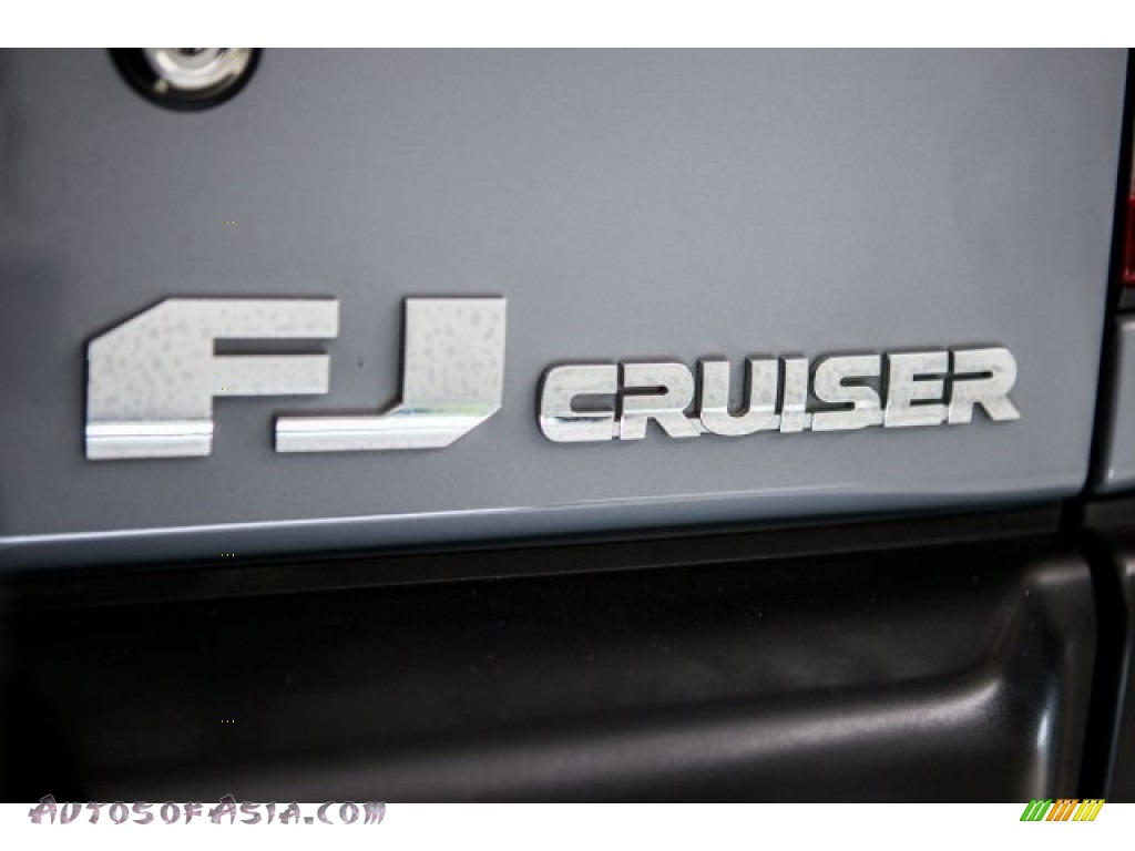 2014 FJ Cruiser 4WD - Cement Gray / Dark Charcoal photo #7