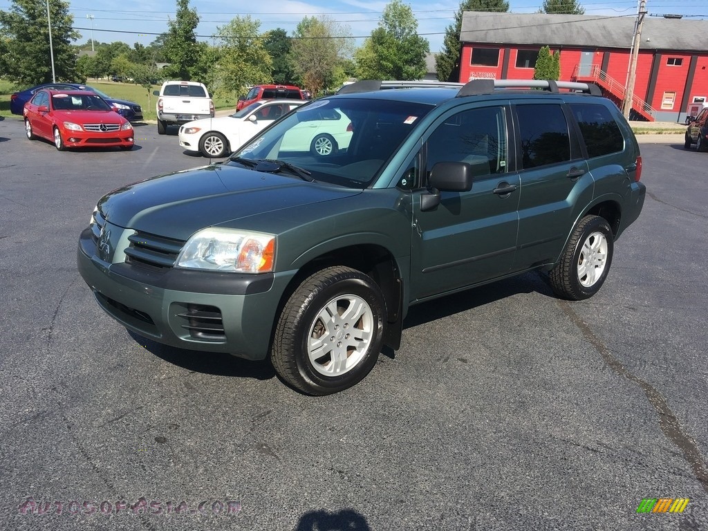 Machine Green Metallic / Charcoal Gray Mitsubishi Endeavor LS