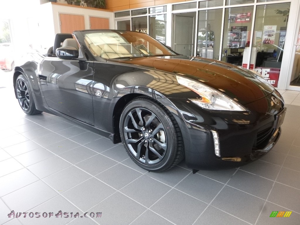 2016 370Z Touring Roadster - Magnetic Black / Gray photo #1