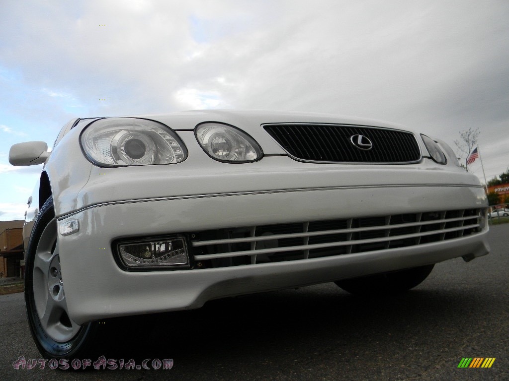 Diamond White Pearl / Light Charcoal Lexus GS 300