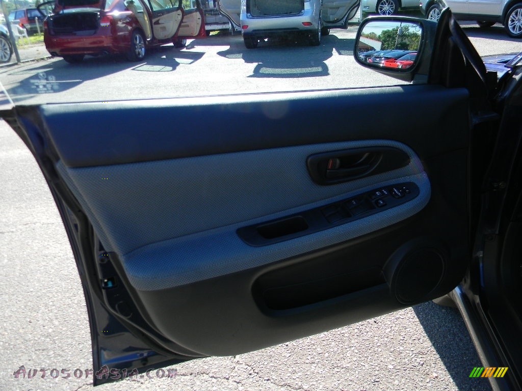 2005 Impreza Outback Sport Wagon - Regal Blue Pearl / Black photo #17