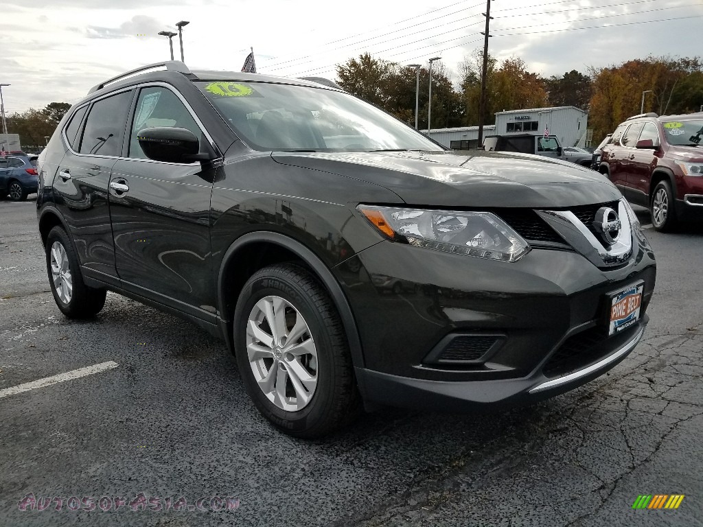 2016 Rogue SL AWD - Midnight Jade / Almond photo #1