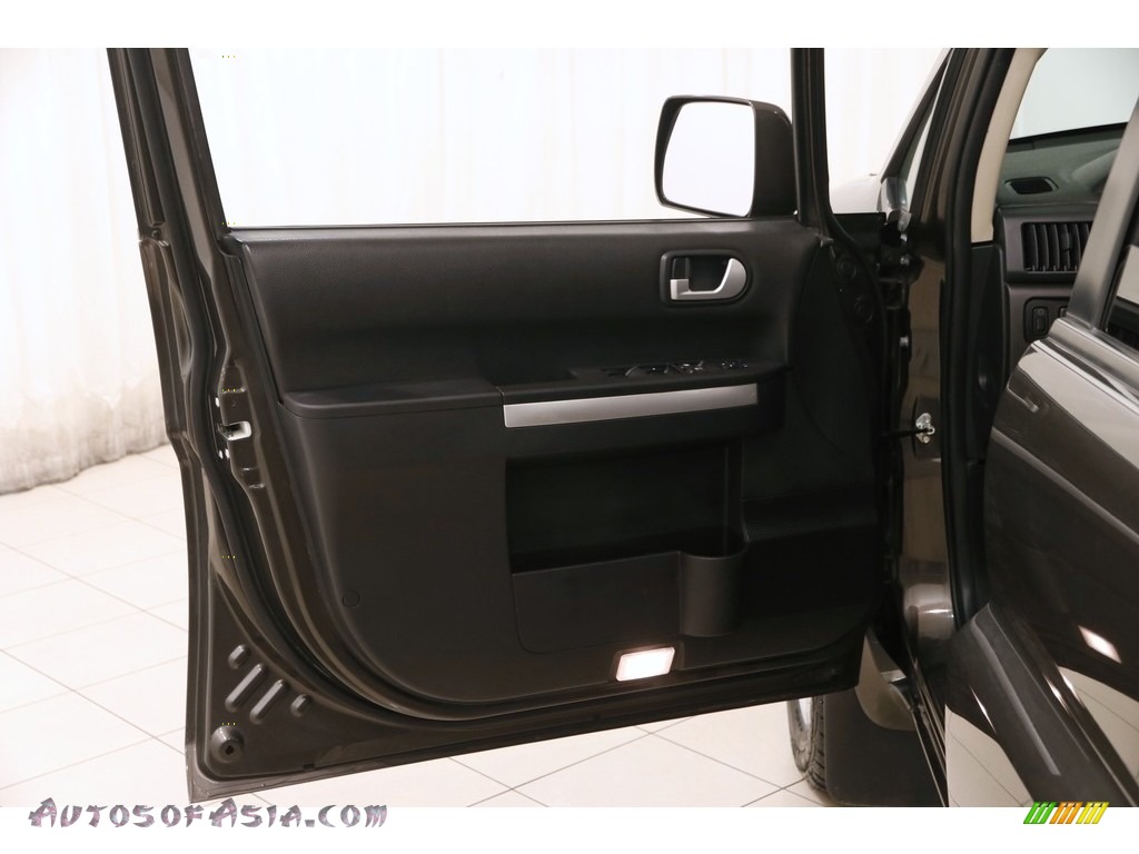 2011 Endeavor SE AWD - Carbon Pearl / Black photo #4