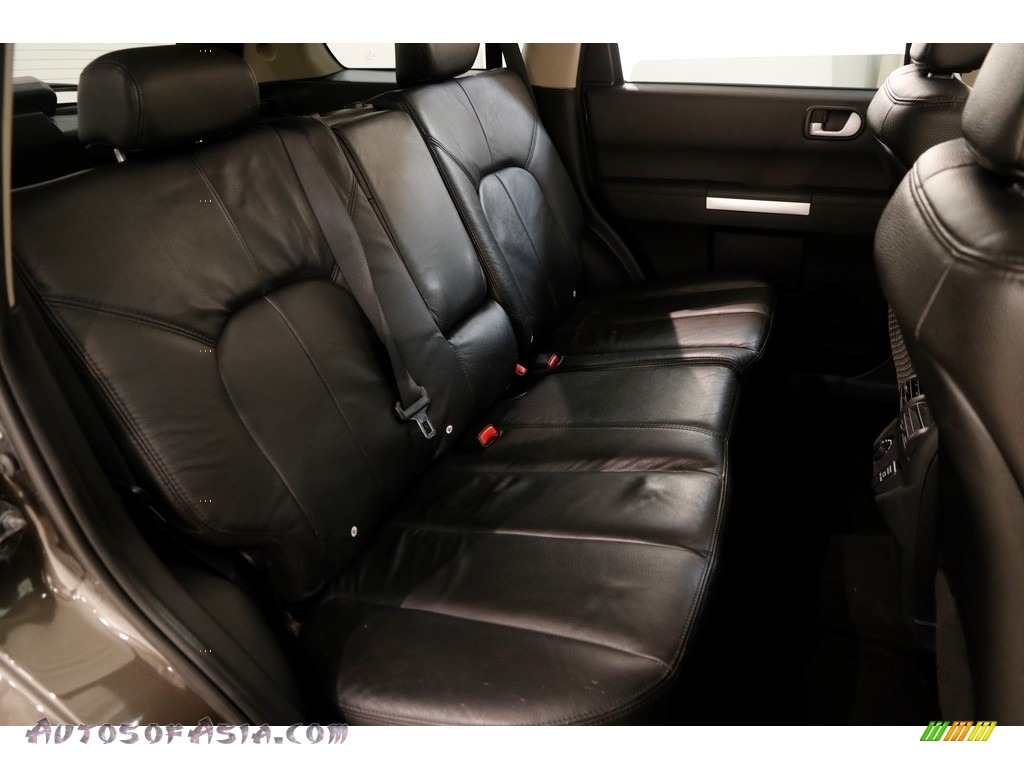 2011 Endeavor SE AWD - Carbon Pearl / Black photo #17