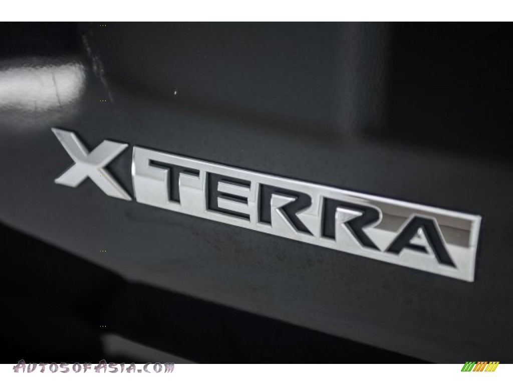 2012 Xterra X - Super Black / Gray photo #7