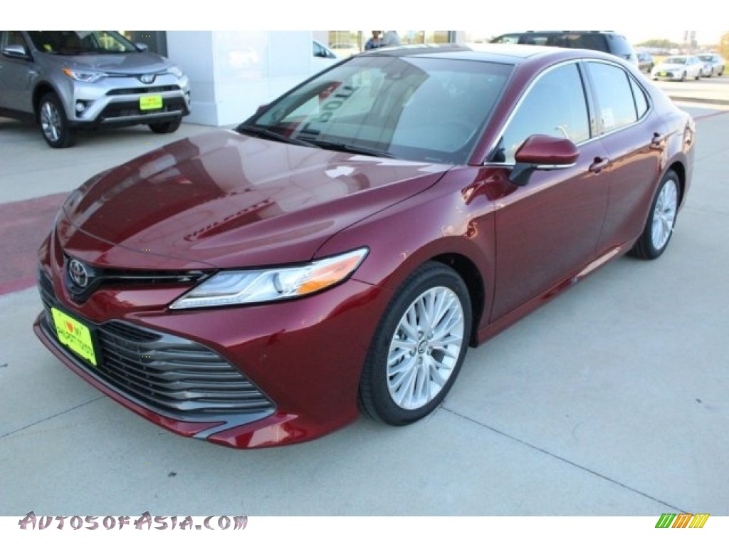 2018 Camry XLE - Ruby Flare Pearl / Black photo #3
