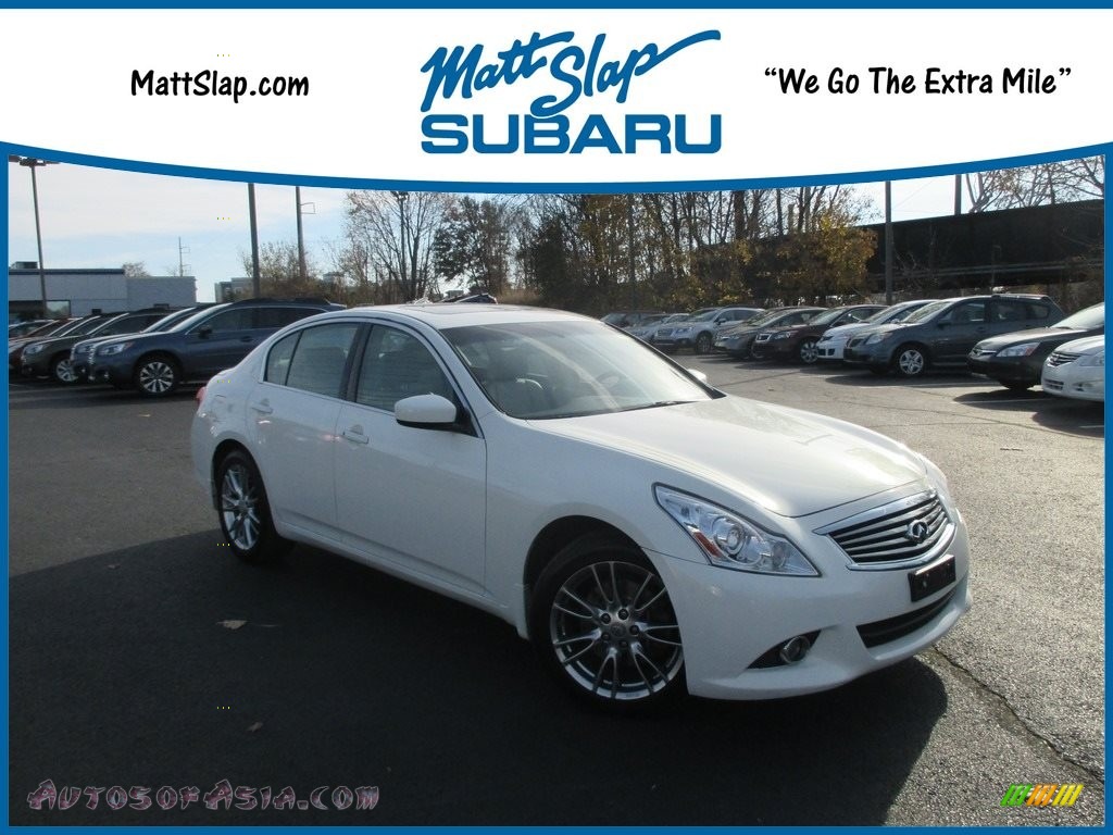 2011 G 37 x AWD Sedan - Moonlight White / Wheat photo #1