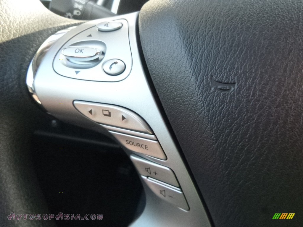 2017 Murano S AWD - Pearl White / Graphite photo #20 2017 Murano S AWD - Pearl White / Graphite photo #20