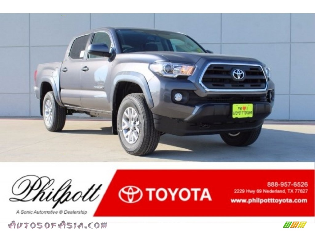 Magnetic Gray Metallic / Cement Gray Toyota Tacoma SR5 Double Cab