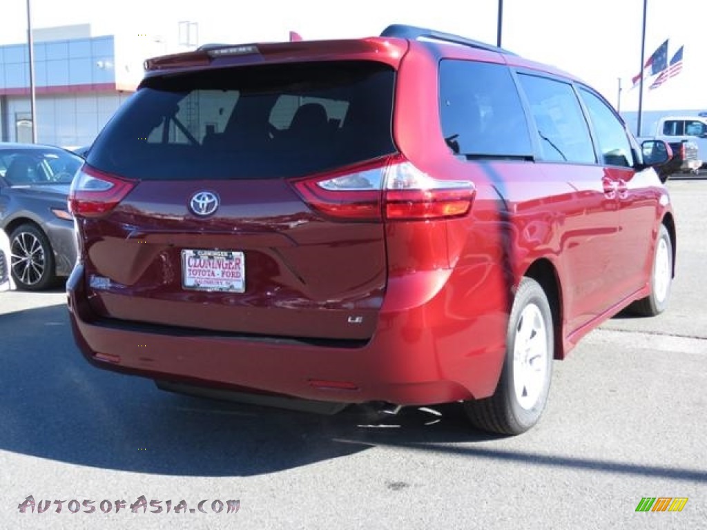 2018 Sienna LE - Salsa Red Pearl / Gray photo #18