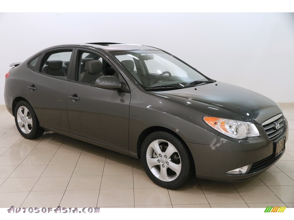 Carbon Gray Metallic / Gray Hyundai Elantra SE Sedan