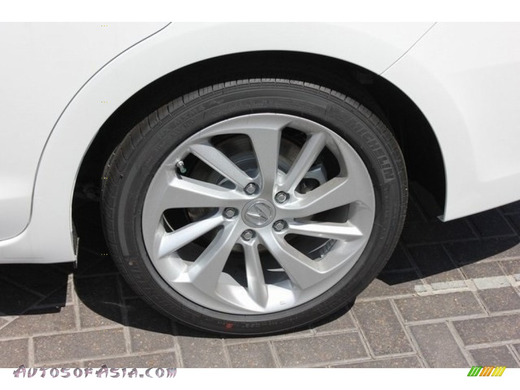 2018 ILX Premium - Bellanova White Pearl / Parchment photo #13 2018 ILX Premium - Bellanova White Pearl / Parchment photo #13