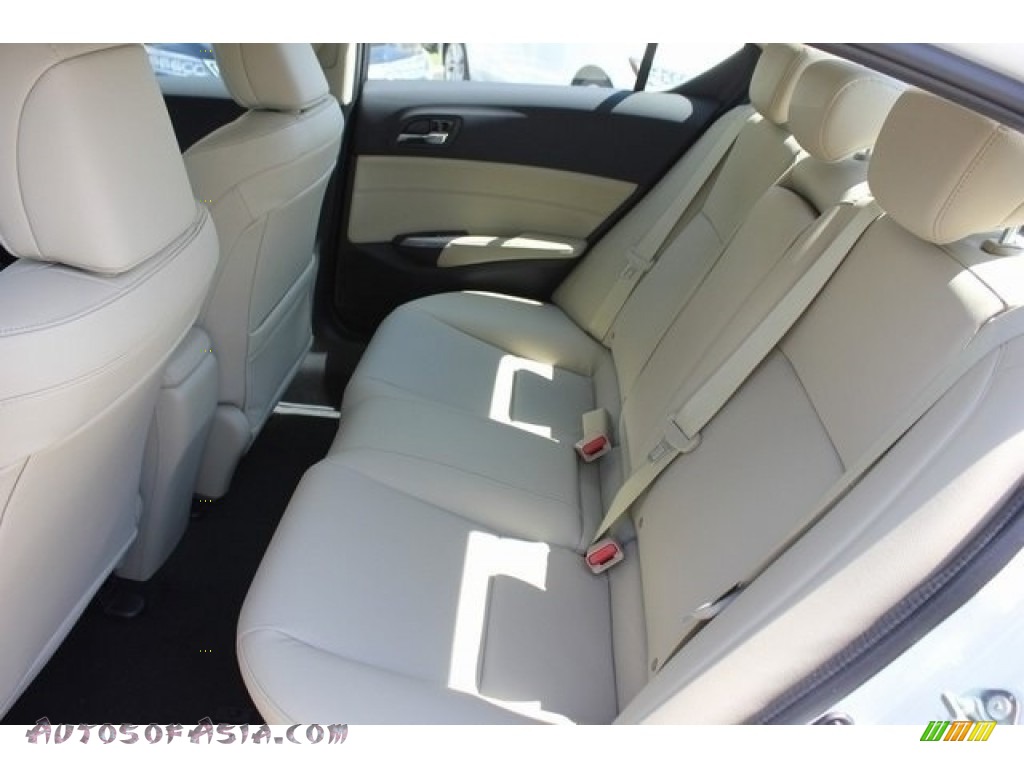 2018 ILX Premium - Bellanova White Pearl / Parchment photo #19 2018 ILX Premium - Bellanova White Pearl / Parchment photo #19