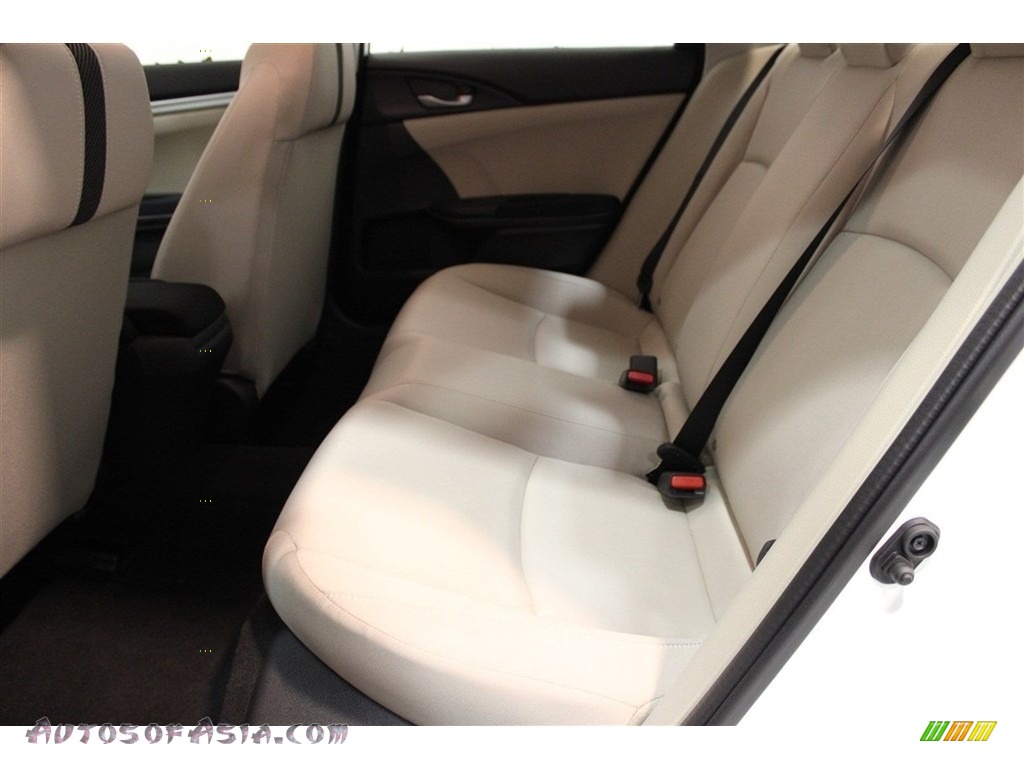2018 Civic LX Sedan - Taffeta White / Ivory photo #20