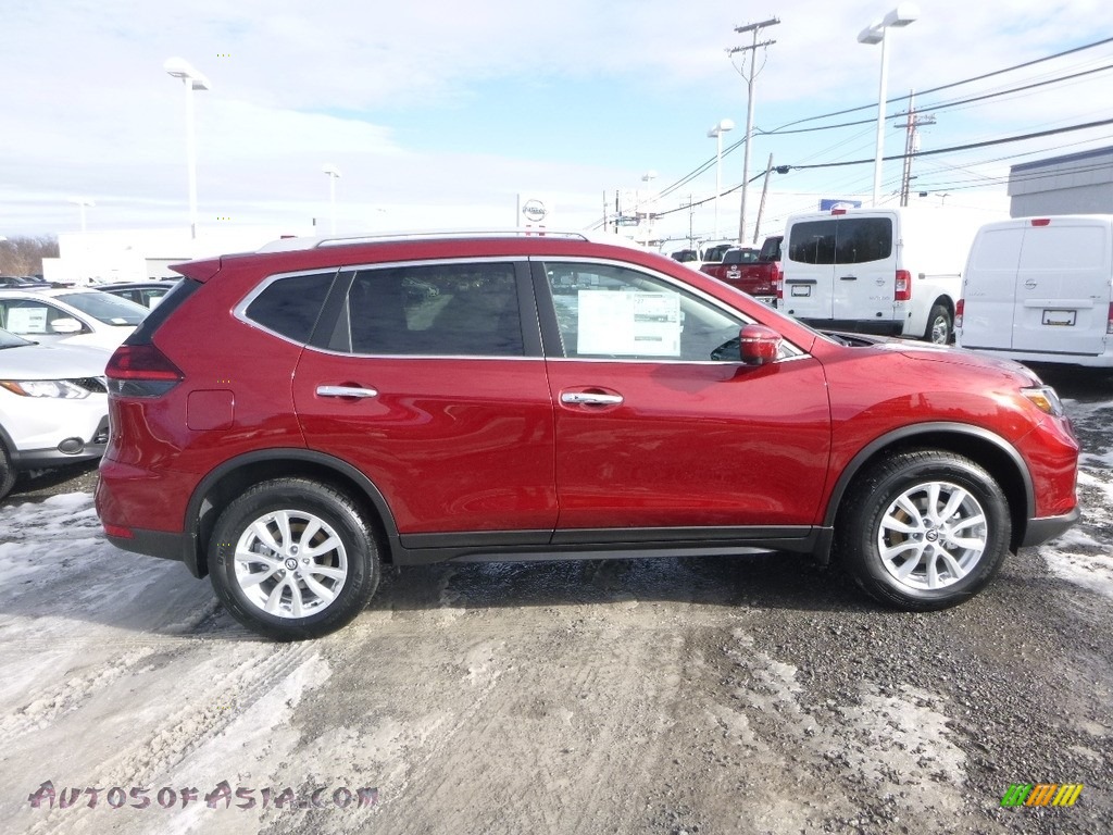 2018 Rogue SV AWD - Scarlet Ember / Charcoal photo #3