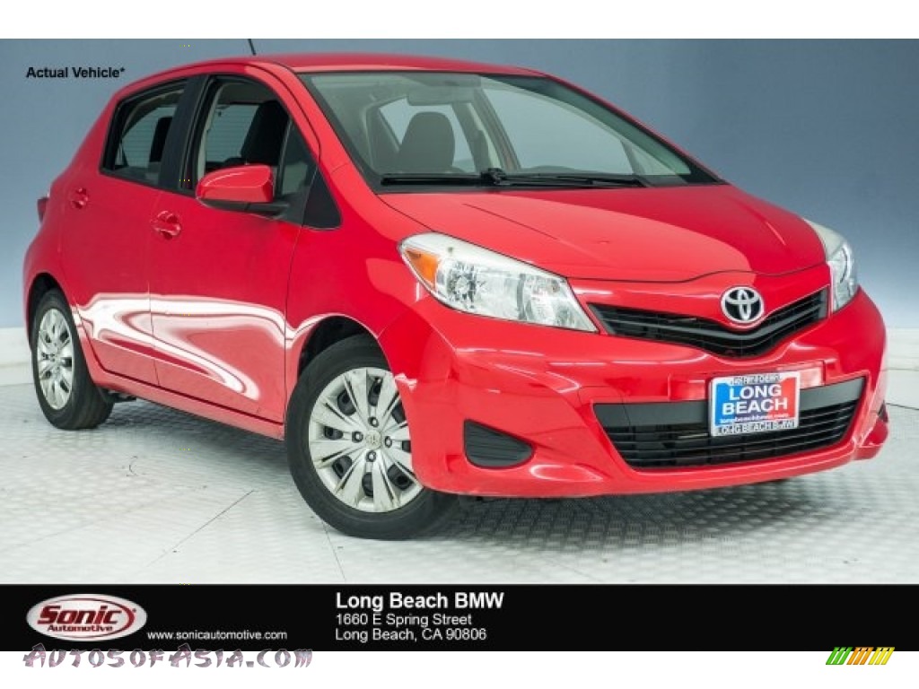 2014 Yaris LE 5 Door - Absolutely Red / Ash photo #1