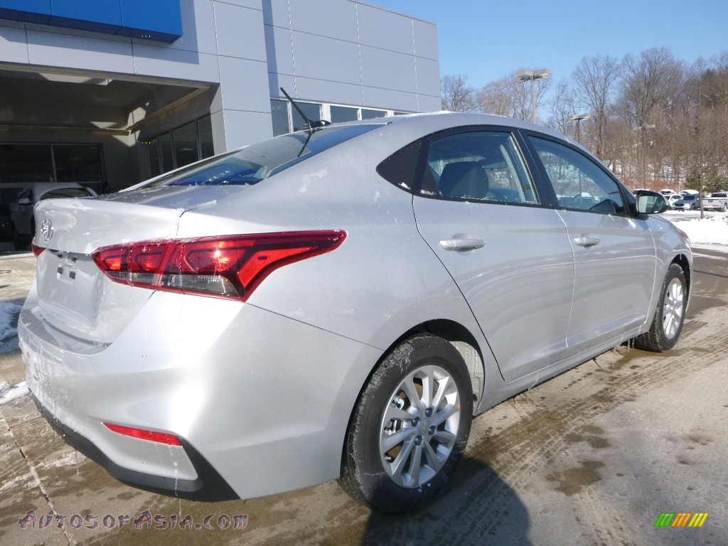 2018 Accent SEL - Olympus Silver / Black photo #2