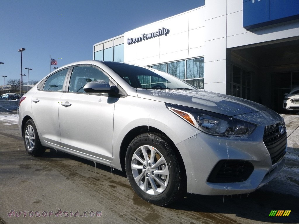 2018 Accent SEL - Olympus Silver / Black photo #3