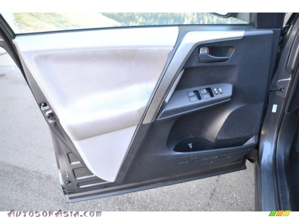 2013 RAV4 XLE AWD - Magnetic Gray Metallic / Black photo #25