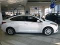 Hyundai Accent SEL Frost White Pearl photo #1