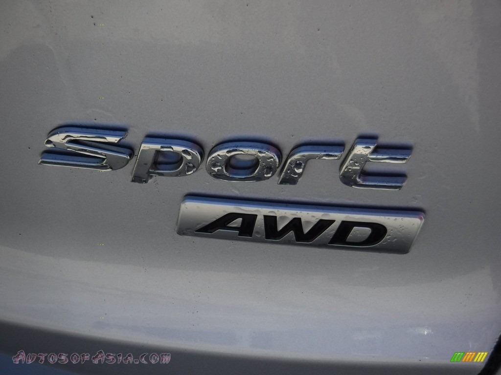 2017 Santa Fe Sport AWD - Sparkling Silver / Gray photo #10