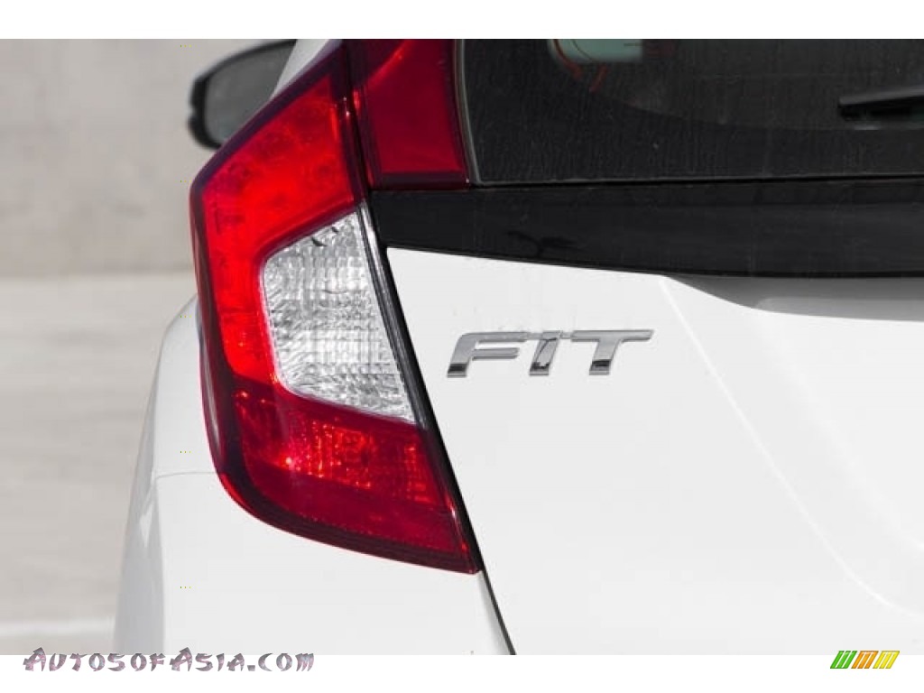 2018 Fit LX - White Orchid Pearl / Black photo #7