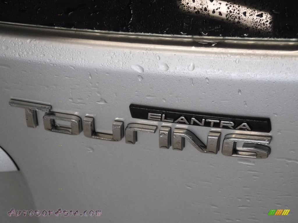 2009 Elantra Touring - Quicksilver / Black photo #8