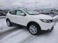 Nissan Rogue Sport SV AWD Pearl White photo #1