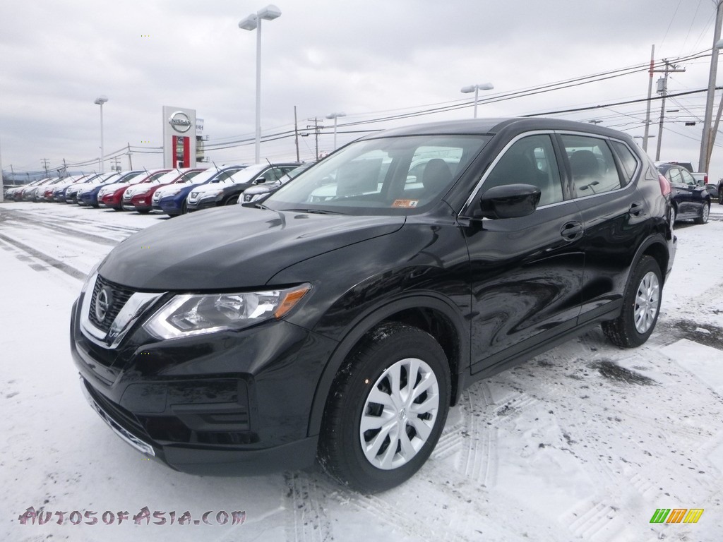 2018 Rogue S AWD - Magnetic Black / Charcoal photo #11