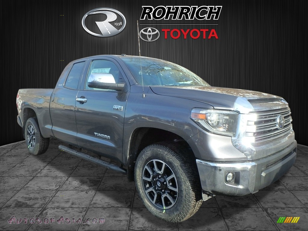 2018 Tundra Limited Double Cab 4x4 - Magnetic Gray Metallic / Graphite photo #1