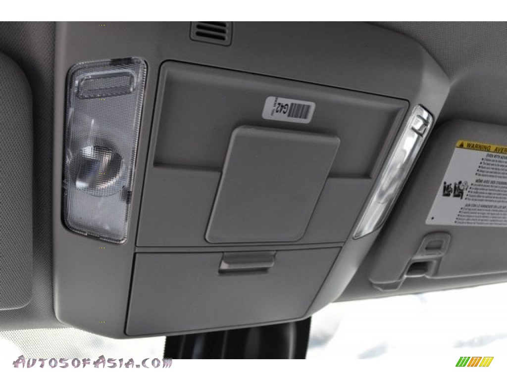 2018 Tundra SR5 Double Cab 4x4 - Magnetic Gray Metallic / Black photo #9