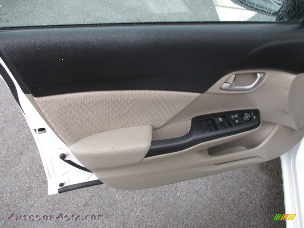 2015 Civic LX Sedan - Taffeta White / Beige photo #10